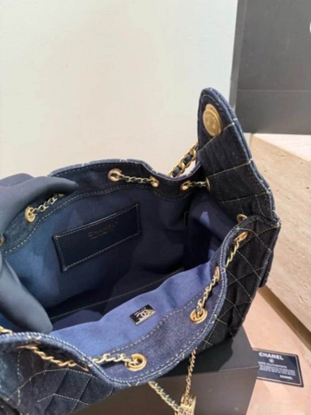 Luxury 25C Hobo Bucket Bag 26cm Quilted Denim Drawstring Shoulder Bag - Picture 6 of 9